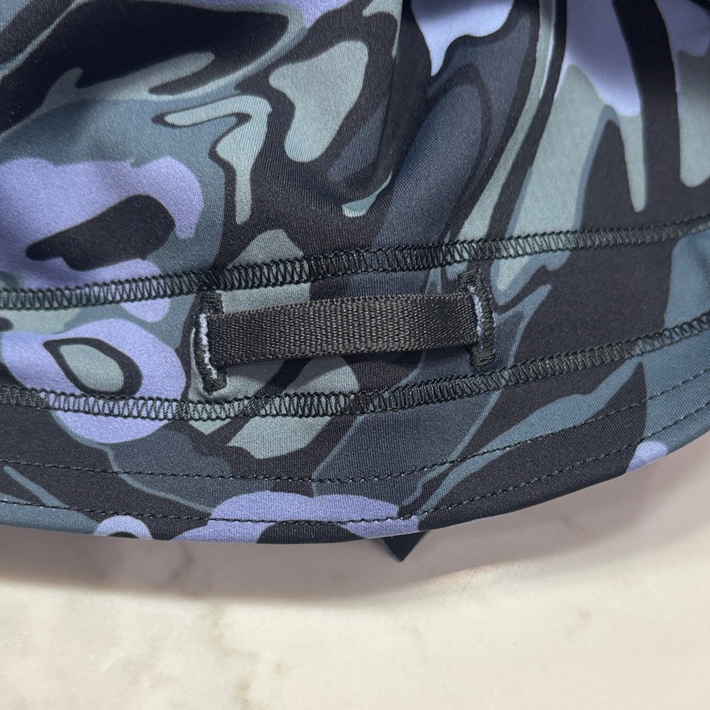 lululemon athletica Camouflage Leggings - Black and Blue - Picture 6 of 14